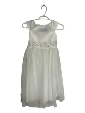 White Girls Dress with Beaded Waist, Tulle Bottom, Sz8